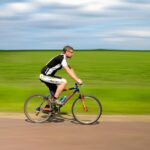 5 allenamenti in bicicletta che aumentano la potenza e la resistenza